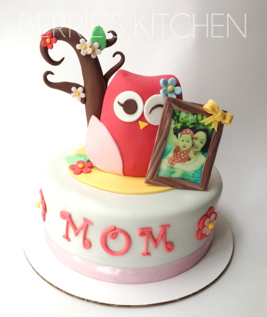 e owl theme mothers day cake1